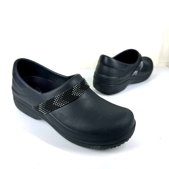 CROCS Shoes - CROCS Nerio Pro II Clogs Women Size 8 Black Chevron Work Shoes Nurse Restaurant‎